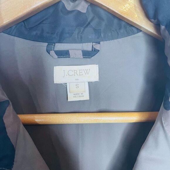 J Crew Puffer Vest Camo Camouflage Print Double Zip Quilted Blogger Favorite S - Picture 2 of 6